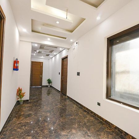 Fabhotel Vibe Noida Bagian luar foto