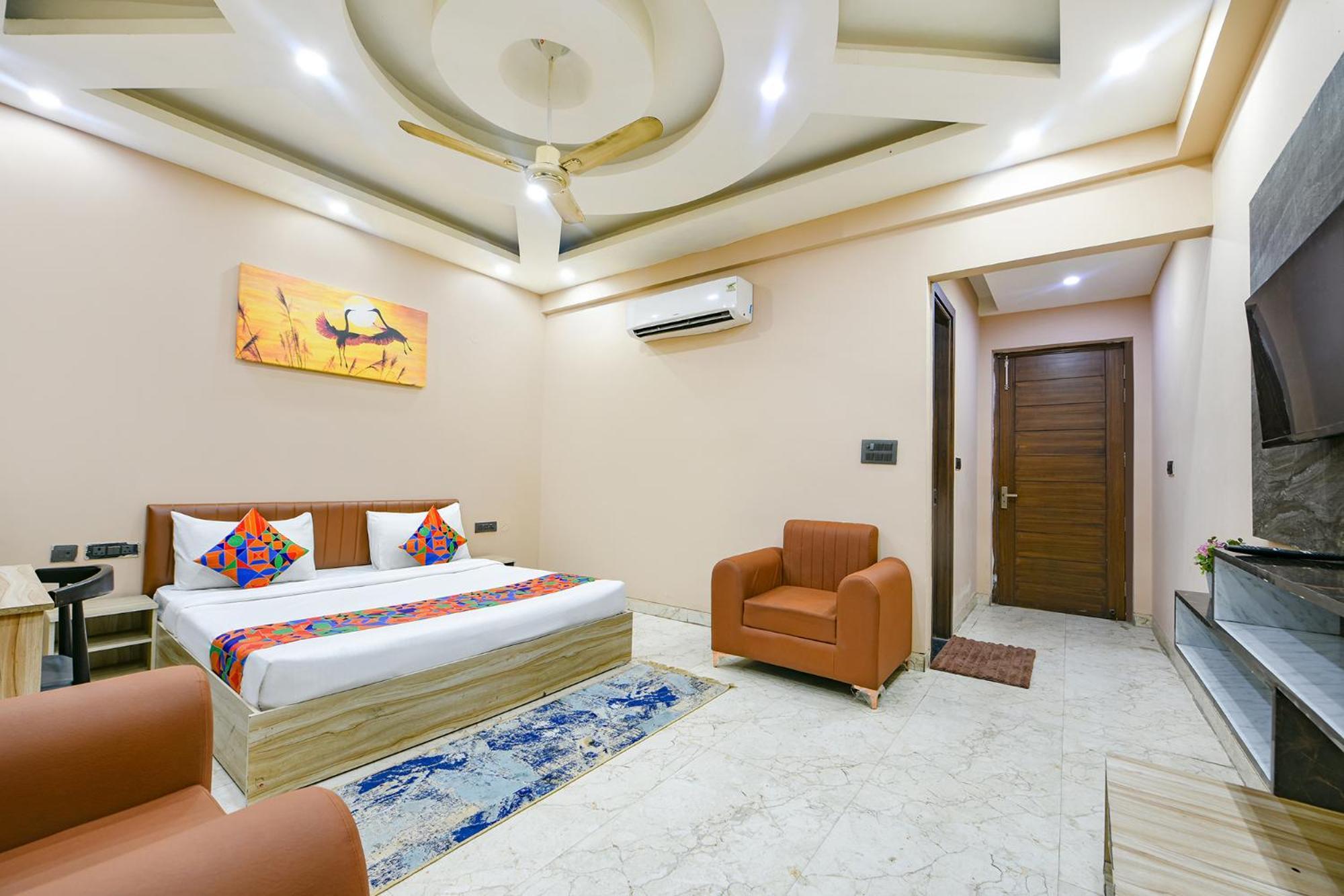Fabhotel Vibe Noida Bagian luar foto