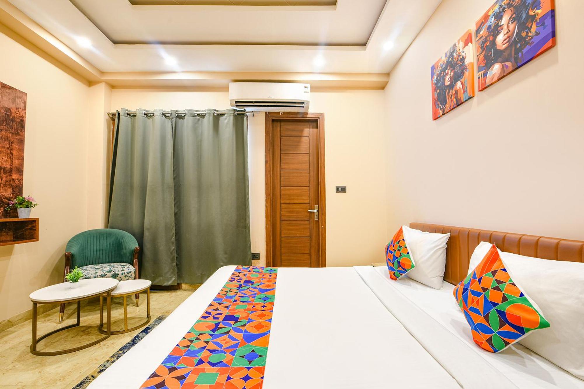 Fabhotel Vibe Noida Bagian luar foto